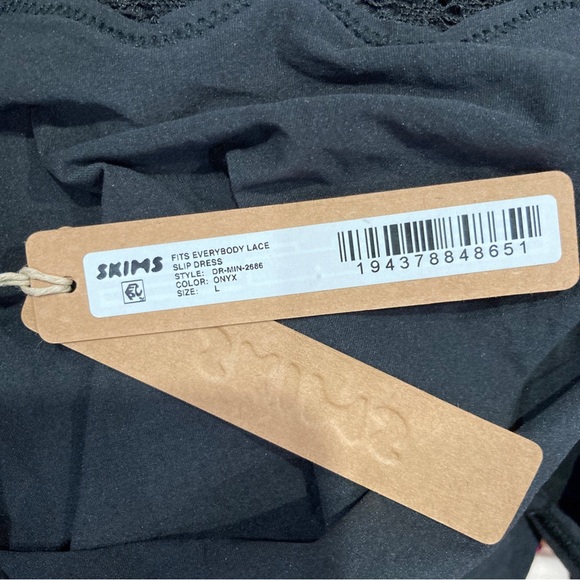 Skims FITS EVERYBODY CORDED LACE
SLIP DRESS Onyx Black sz Large NWT - Picture 6 of 7